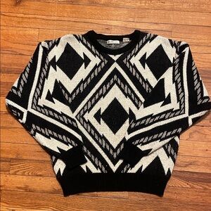 Koman Black & White Geometric Crewneck Sweater